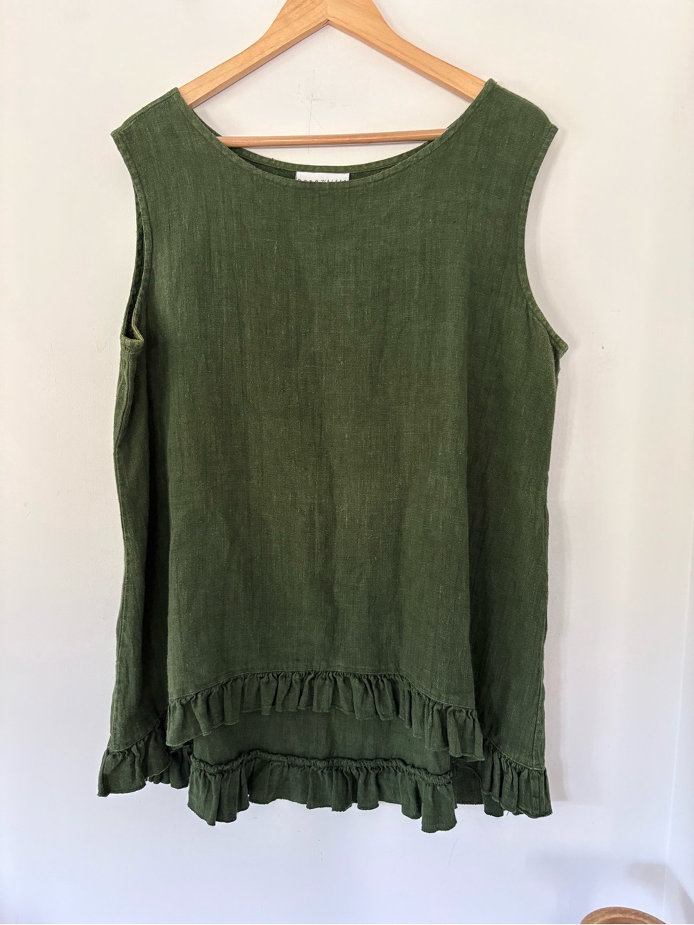 BRYN WALKER Sz L Fall Green 100% Linen Top Ruffle Tunic Sleeveless Lagenlook